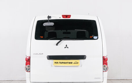 Mitsubishi Delica V, 2012 год, 1 049 000 рублей, 6 фотография