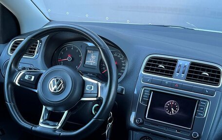 Volkswagen Polo VI (EU Market), 2018 год, 1 068 700 рублей, 13 фотография