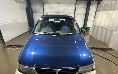 Mitsubishi Chariot III, 1997 год, 175 000 рублей, 2 фотография