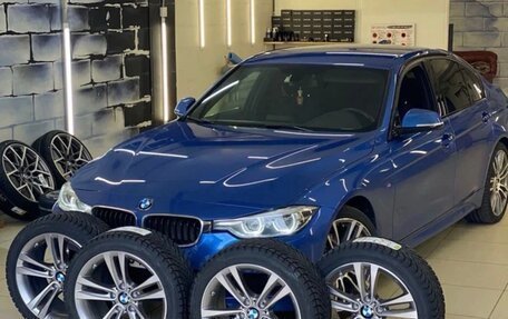 BMW 3 серия, 2018 год, 2 700 000 рублей, 10 фотография