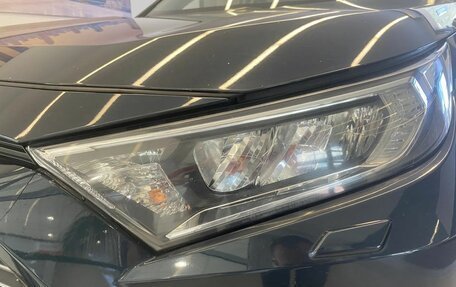 Toyota RAV4, 2020 год, 2 600 000 рублей, 14 фотография