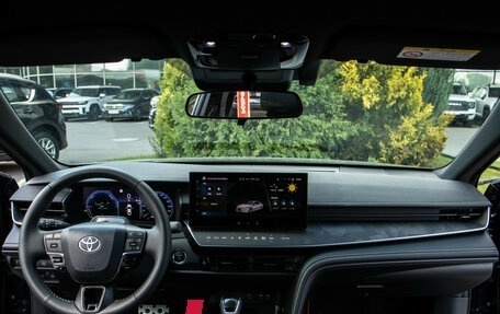Toyota Camry, 2025 год, 4 250 000 рублей, 10 фотография