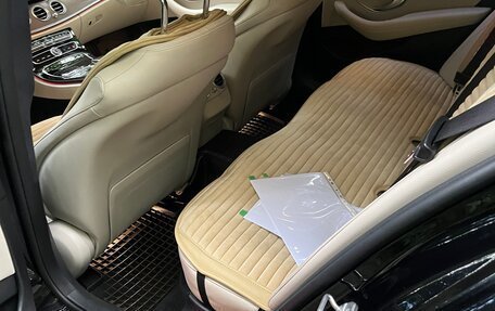 Mercedes-Benz E-Класс, 2016 год, 1 995 000 рублей, 15 фотография