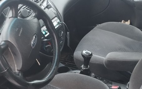Ford Focus IV, 2003 год, 235 000 рублей, 11 фотография