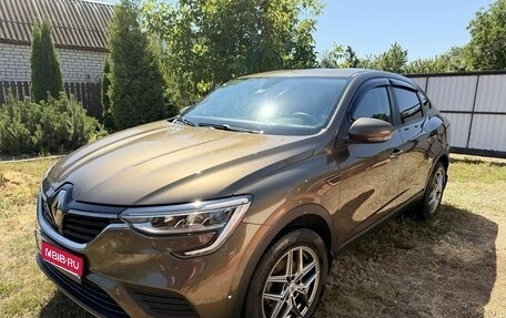 Renault Arkana I, 2022 год, 1 800 000 рублей, 1 фотография