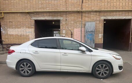 Citroen C4 II рестайлинг, 2016 год, 800 000 рублей, 2 фотография