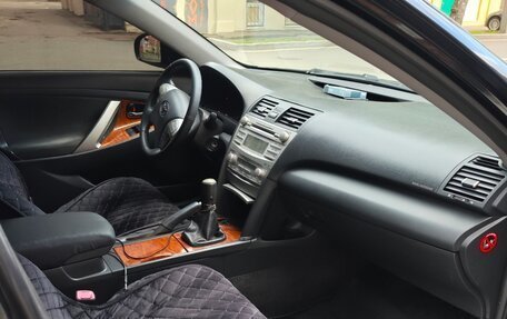 Toyota Camry, 2009 год, 899 999 рублей, 13 фотография