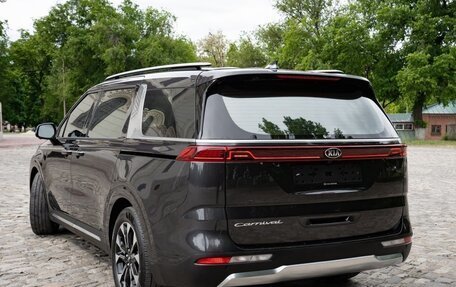 KIA Carnival, 2021 год, 4 450 000 рублей, 10 фотография