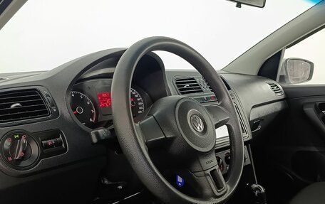 Volkswagen Polo VI (EU Market), 2012 год, 750 000 рублей, 9 фотография