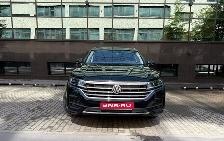 Volkswagen Touareg III, 2020 год, 5 700 000 рублей, 1 фотография