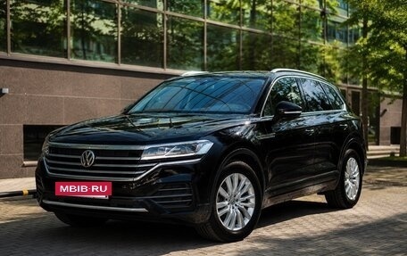 Volkswagen Touareg III, 2020 год, 5 700 000 рублей, 2 фотография
