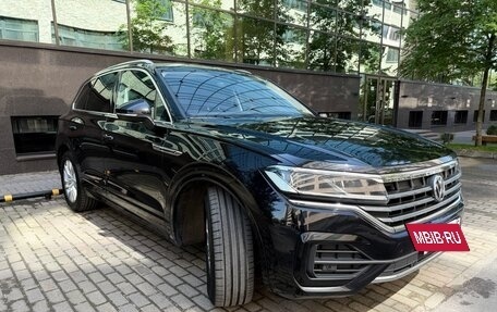 Volkswagen Touareg III, 2020 год, 5 700 000 рублей, 8 фотография