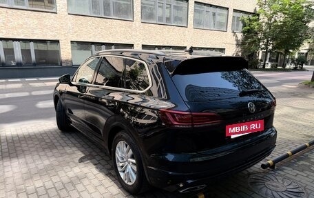 Volkswagen Touareg III, 2020 год, 5 700 000 рублей, 10 фотография