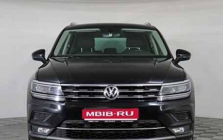 Volkswagen Tiguan II, 2017 год, 2 149 000 рублей, 2 фотография
