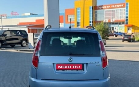 Skoda Roomster, 2011 год, 550 000 рублей, 6 фотография