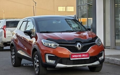 Renault Kaptur I рестайлинг, 2019 год, 1 490 000 рублей, 3 фотография