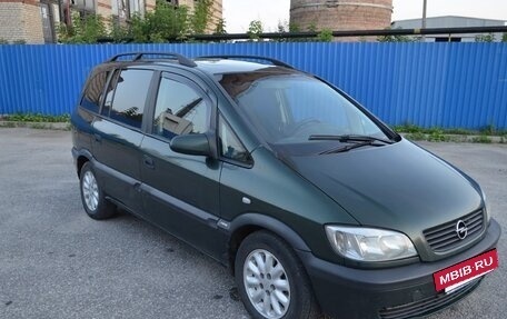 Opel Zafira A рестайлинг, 2000 год, 240 000 рублей, 3 фотография