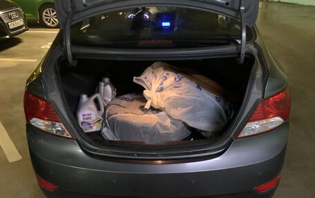 Hyundai Solaris II рестайлинг, 2011 год, 1 000 000 рублей, 11 фотография