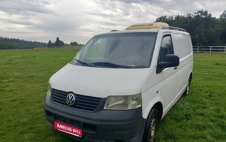 Volkswagen Transporter T5 рестайлинг, 2008 год, 630 000 рублей, 2 фотография