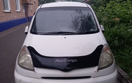 Toyota FunCargo, 2001 год, 415 000 рублей, 1 фотография