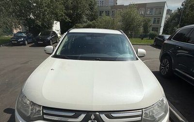 Mitsubishi Outlander III рестайлинг 3, 2013 год, 1 200 000 рублей, 1 фотография