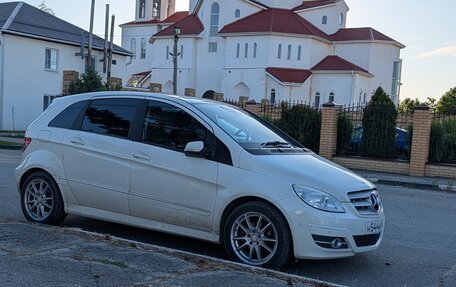 Mercedes-Benz B-Класс, 2010 год, 950 000 рублей, 2 фотография
