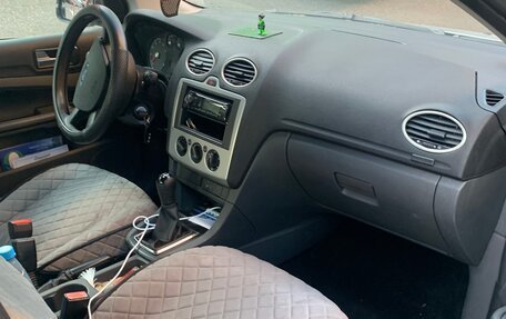 Ford Focus II рестайлинг, 2005 год, 320 000 рублей, 5 фотография