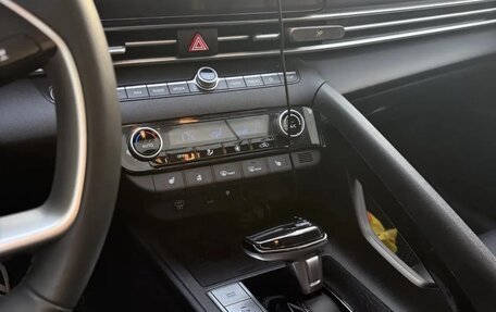 Hyundai Elantra, 2024 год, 2 400 000 рублей, 6 фотография