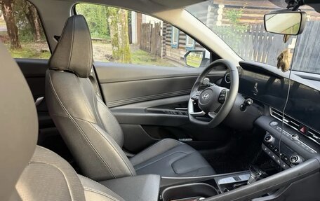 Hyundai Elantra, 2024 год, 2 400 000 рублей, 5 фотография