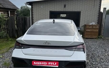 Hyundai Elantra, 2024 год, 2 400 000 рублей, 4 фотография