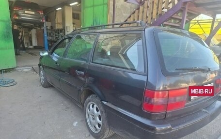 Volkswagen Passat B4, 1994 год, 210 000 рублей, 4 фотография