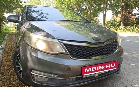 KIA Rio III рестайлинг, 2016 год, 975 000 рублей, 2 фотография