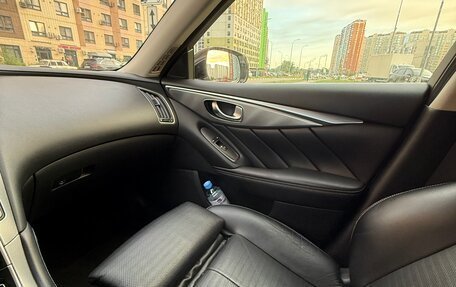 Infiniti Q50 I рестайлинг, 2014 год, 1 880 000 рублей, 14 фотография