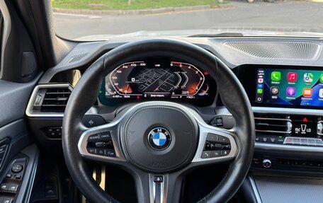 BMW 3 серия, 2019 год, 3 540 000 рублей, 14 фотография