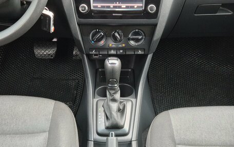 Skoda Rapid I, 2018 год, 1 335 000 рублей, 11 фотография