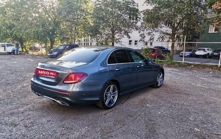 Mercedes-Benz E-Класс, 2019 год, 3 100 000 рублей, 6 фотография