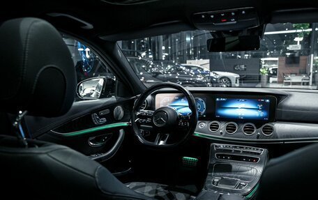 Mercedes-Benz E-Класс, 2021 год, 5 990 000 рублей, 14 фотография