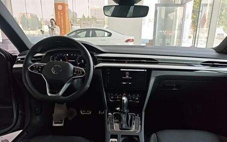 Volkswagen Passat CC, 2025 год, 4 114 270 рублей, 6 фотография