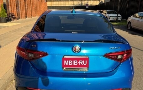 Alfa Romeo Giulia II, 2017 год, 3 300 000 рублей, 5 фотография