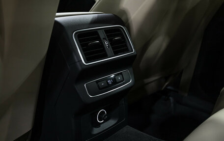 Audi Q5, 2017 год, 3 349 700 рублей, 27 фотография