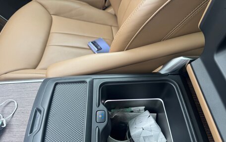 Land Rover Range Rover IV рестайлинг, 2022 год, 17 000 000 рублей, 13 фотография