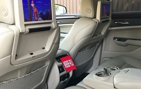 Cadillac SRX II рестайлинг, 2014 год, 2 100 000 рублей, 8 фотография