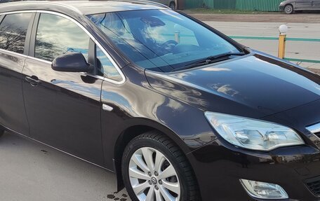 Opel Astra J, 2012 год, 680 000 рублей, 1 фотография