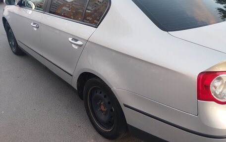 Volkswagen Passat B6, 2005 год, 550 000 рублей, 5 фотография