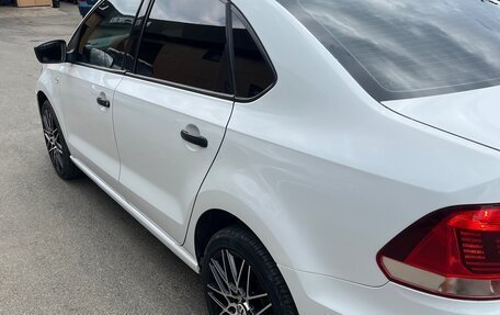 Volkswagen Polo VI (EU Market), 2018 год, 850 000 рублей, 3 фотография