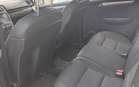 Mercedes-Benz B-Класс, 2011 год, 720 000 рублей, 11 фотография