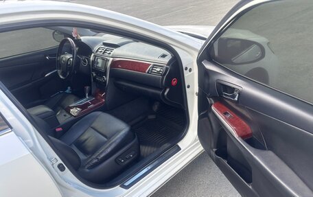 Toyota Camry, 2012 год, 1 850 000 рублей, 7 фотография