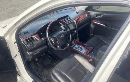 Toyota Camry, 2012 год, 1 850 000 рублей, 6 фотография