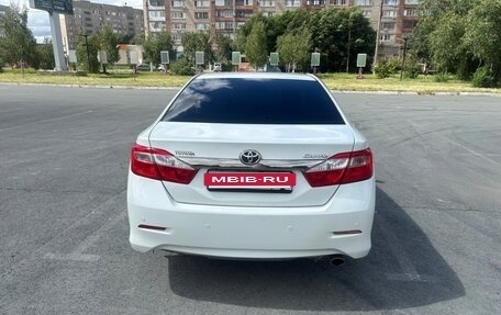 Toyota Camry, 2012 год, 1 850 000 рублей, 3 фотография