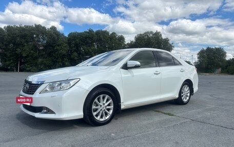 Toyota Camry, 2012 год, 1 850 000 рублей, 2 фотография